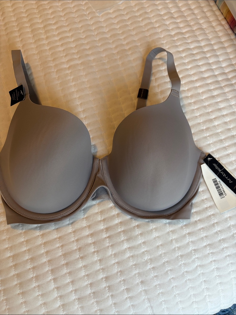 “Ambrielle “Smooth Full-Coverage Grey T-Shirt Bra